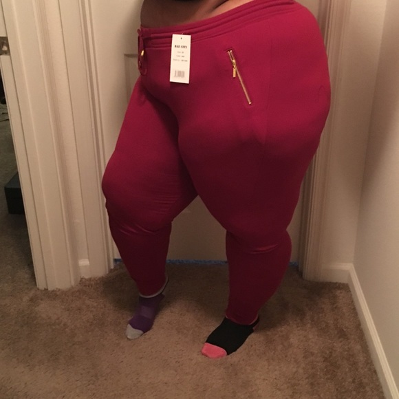 Bae City Pants - Last 1 Plus Size Burgundy Joggers 3X w Zipper NWT